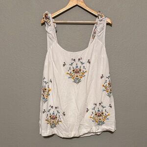 Free People - Floral Embroidered White Sleeveless Top